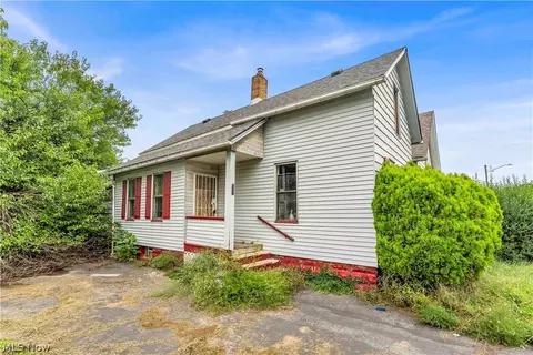 7107 Ivy Ave, Cleveland, OH 44127