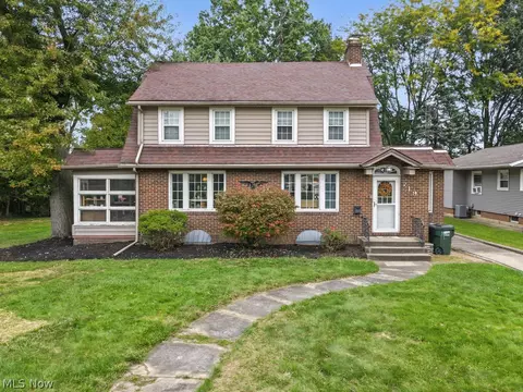 719 Vincent Blvd, Alliance, OH 44601