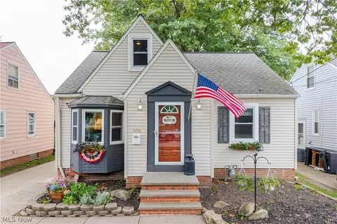 1156 Sunset Rd, Mayfield Heights, OH 44124