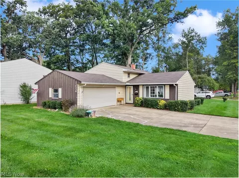 32556 Electric Blvd, Avon Lake, OH 44012