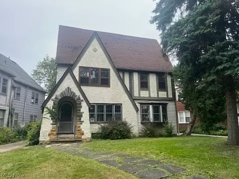 18331 Newell Rd, Shaker Heights, OH 44122