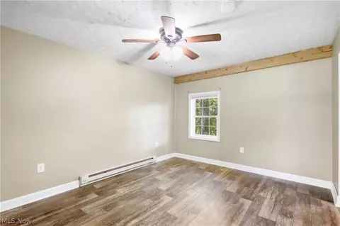 Bedroom - 33150 Miles Rd, Solon, OH 44139 photo 1 of 10