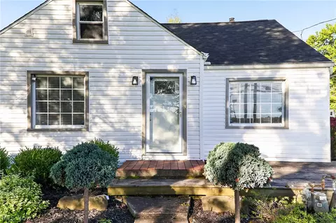 Exterior - 7004 Southern Blvd, Boardman, OH 44512 photo 4 of 10