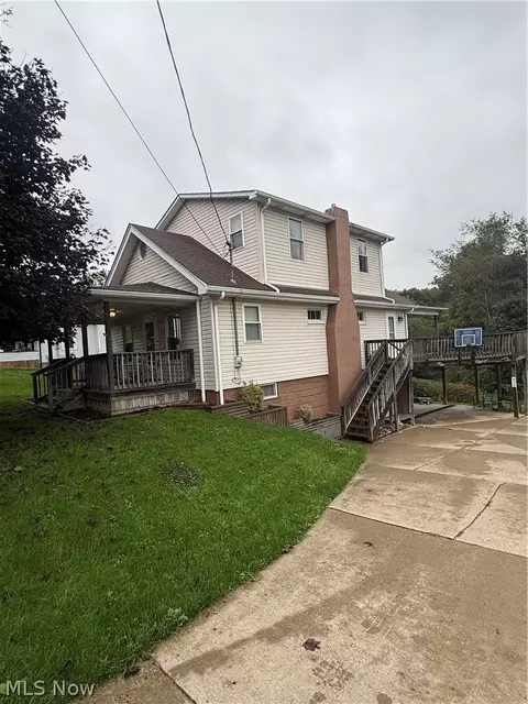 536 Woodvue Ln, Wintersville, OH 43953