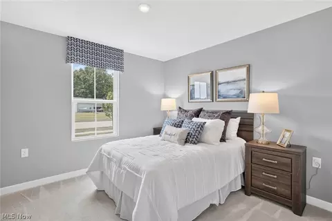 Bedroom - 302 Ridgewater Dr, Elyria, OH 44035 photo 3 of 4