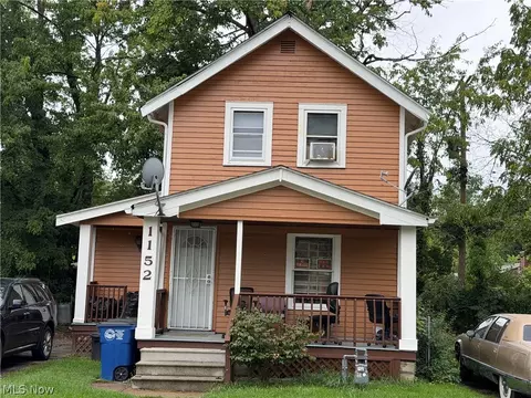 1152 E 147th St, Cleveland, OH 44110