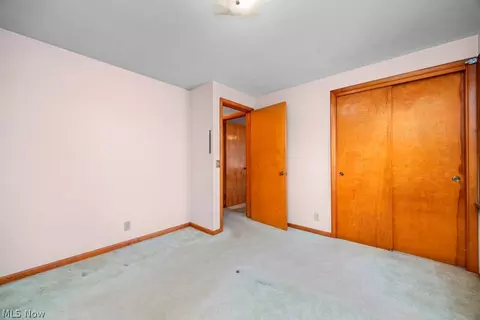 Bedroom - 124 Yunker Ct, Elyria, OH 44035 photo 2 of 9