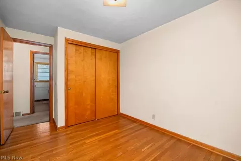 Bedroom - 124 Yunker Ct, Elyria, OH 44035 photo 7 of 9