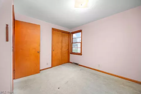 Bedroom - 124 Yunker Ct, Elyria, OH 44035 photo 1 of 9