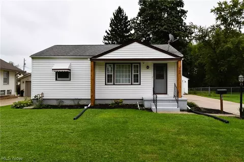 507 S Canal St, Newton Falls, OH 44444