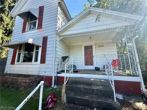 1636 Gibbs Ave N, Canton, OH 44705