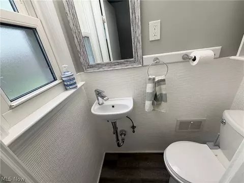 Bath - 90 E 207th St, Euclid, OH 44123 photo 1 of 3