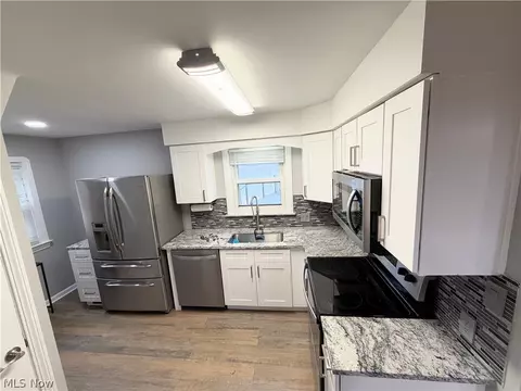 Kitchen - 90 E 207th St, Euclid, OH 44123 photo 1 of 3