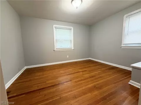 Bedroom - 90 E 207th St, Euclid, OH 44123 photo 3 of 5