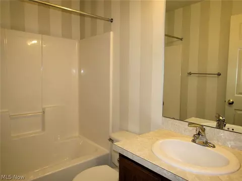 Bath - 7862 Walnut St #B, Boardman, OH 44512 photo 1 of 4