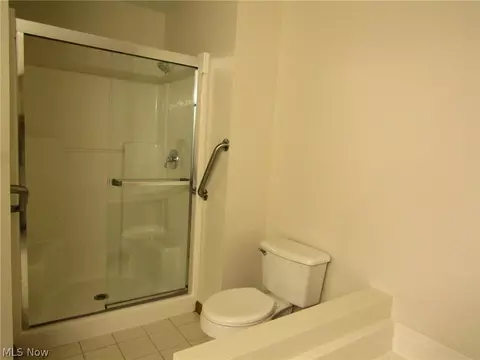 Bath - 7862 Walnut St #B, Boardman, OH 44512 photo 3 of 4