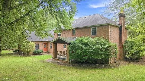 Other - 2412 E Pointe Dr SE, Warren, OH 44484 photo 14 of 16