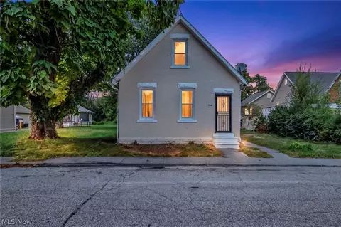 7041 Roy Ave, Cleveland, OH 44104
