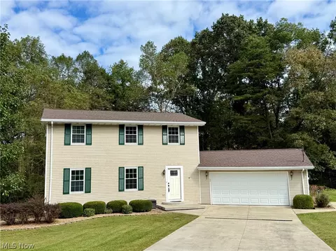 114 Shady Ln, Marietta, OH 45750