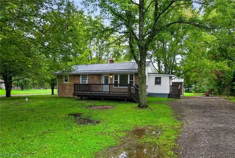 1570 State Route 88, Bristolville, OH 44402