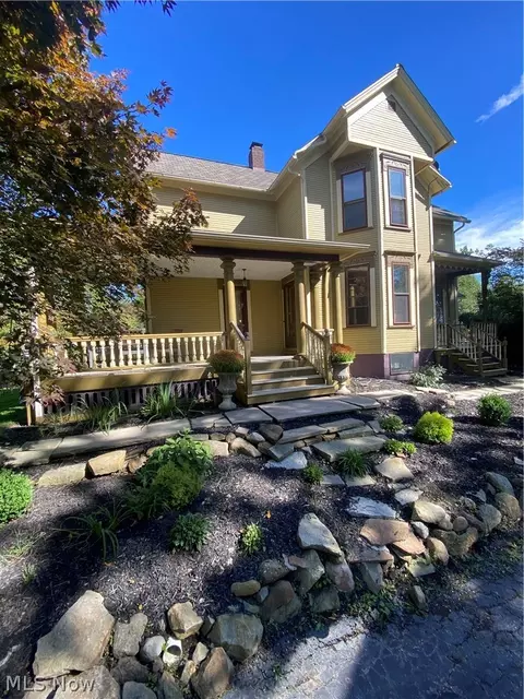 88 E Streetsboro St, Hudson, OH 44236