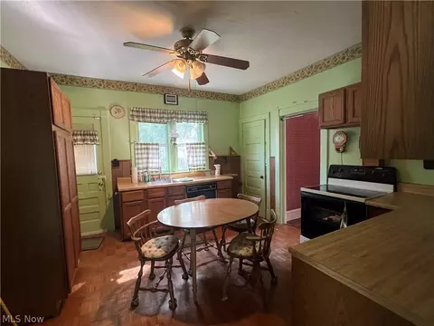 Kitchen - 1512 Ohio Ave, Ashtabula, OH 44004 photo 2 of 3