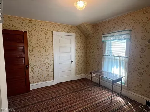 Bedroom - 1512 Ohio Ave, Ashtabula, OH 44004 photo 4 of 5