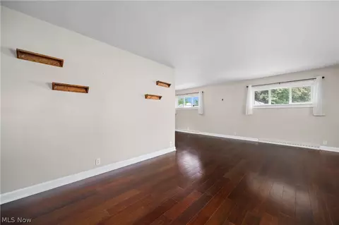 Living - 6860 Murray Ridge Rd, Elyria, OH 44035 photo 4 of 6