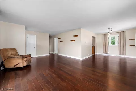 Living - 6860 Murray Ridge Rd, Elyria, OH 44035 photo 2 of 6