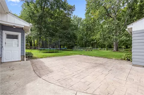 Exterior - 6860 Murray Ridge Rd, Elyria, OH 44035 photo 3 of 8