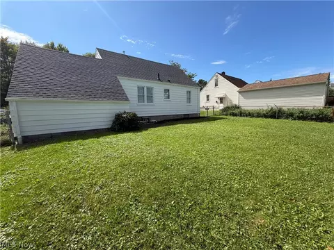 Exterior - 39 Renee, Struthers, OH 44471 photo 10 of 12