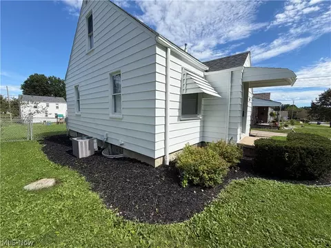 Exterior - 39 Renee, Struthers, OH 44471 photo 5 of 12
