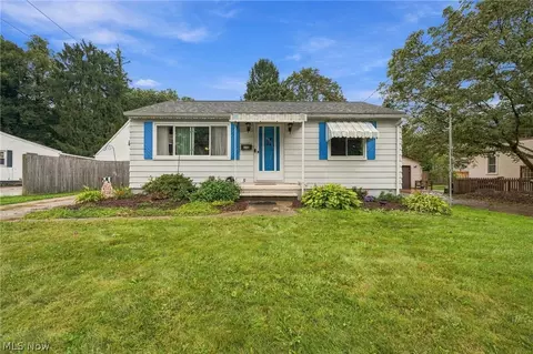 540 Roosevelt Ave, Cuyahoga Falls, OH 44221