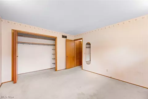 Bedroom - 101 Manning Dr, Berea, OH 44017 photo 5 of 12