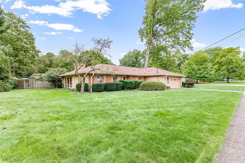 Exterior - 101 Manning Dr, Berea, OH 44017 photo 5 of 5