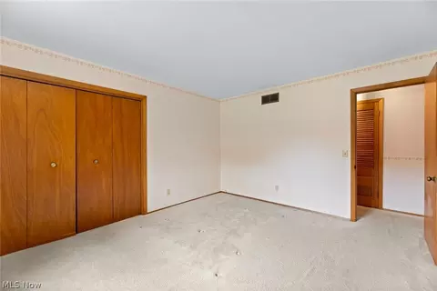Bedroom - 101 Manning Dr, Berea, OH 44017 photo 3 of 12