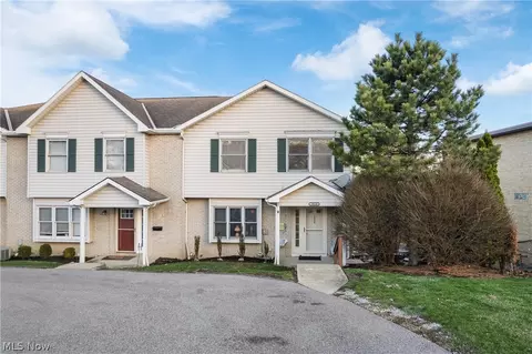 20520 Detroit Rd, Rocky River, OH 44116