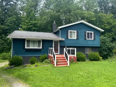 1760 Karg Dr, Akron, OH 44313
