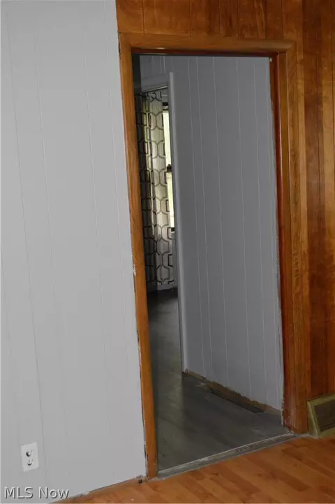 Entry Way - 515 S Main St, Willard, OH 44890 photo 1 of 2
