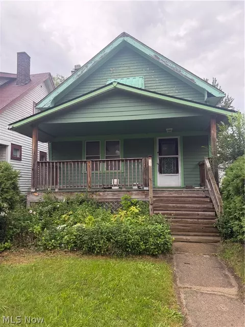 1723 Hillview Rd, Cleveland, OH 44112