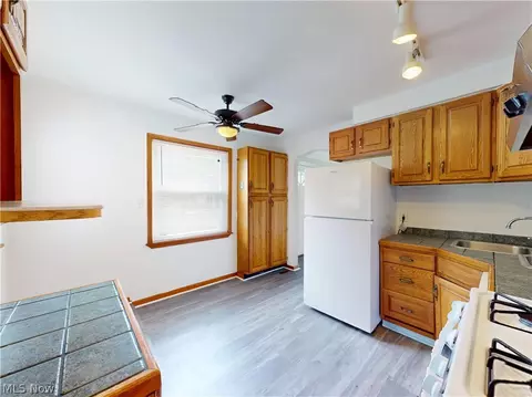Kitchen - 5353 Thomas St, Maple Heights, OH 44137 photo 3 of 3