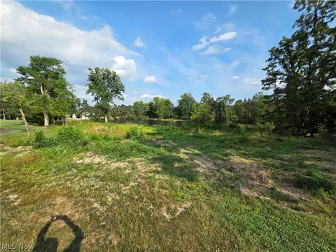 476 Cambridge Dr, Medina, OH 44256