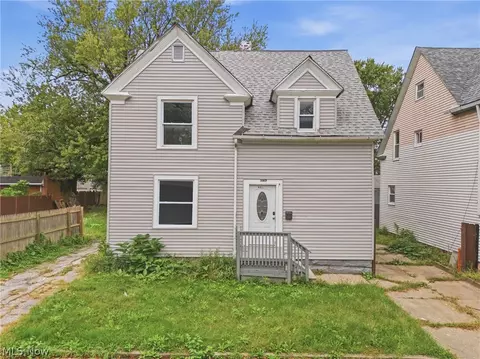 2162 W 95th St, Cleveland, OH 44102