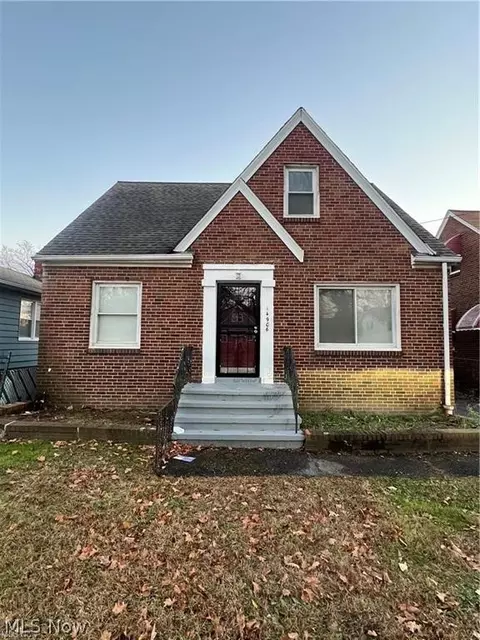 14906 Harvard Ave, Cleveland, OH 44128