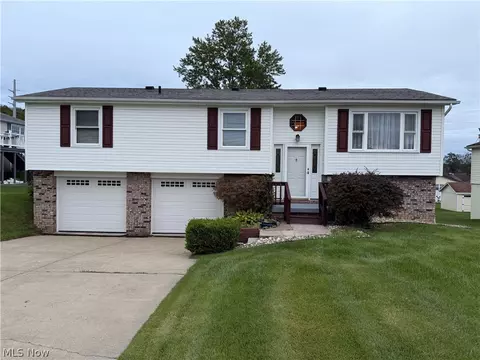 64791 Patterson Hill Rd, Bellaire, OH 43906