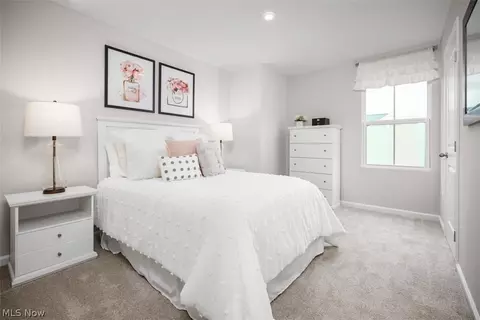 Bedroom - 371 Lily Ln, Elyria, OH 44035 photo 5 of 5