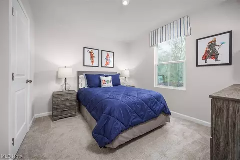 Bedroom - 371 Lily Ln, Elyria, OH 44035 photo 4 of 5