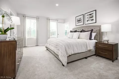 Bedroom - 371 Lily Ln, Elyria, OH 44035 photo 1 of 5