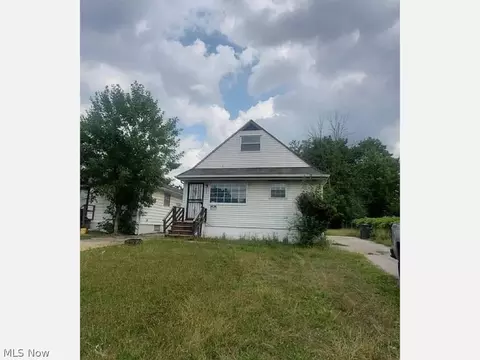 4595 Lee Rd, Cleveland, OH 44128