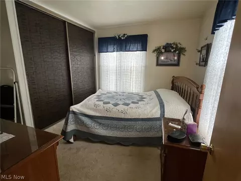 Bedroom - 901 N Chestnut St, Barnesville, OH 43713 photo 1 of 2